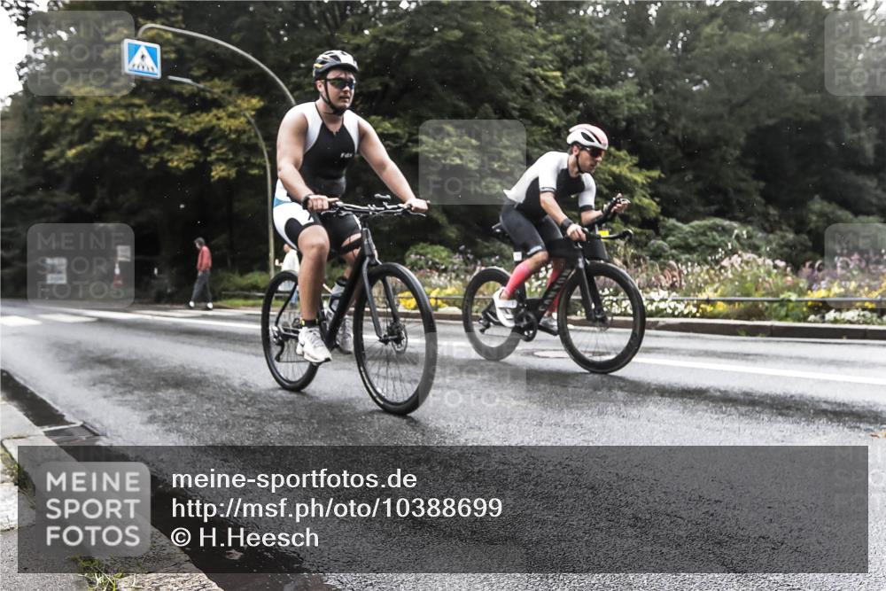 13.09.2026 - Stadtparktriathlon H.Heesch http://msf.ph/oto/10388699 13.09.2026 12:35:57 Radfahren 1052, 1065, 1075, 1112, 1301 meine-sportfotos.de