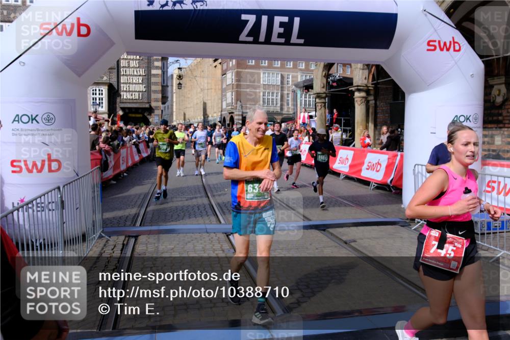 13.09.2026 - 21. swb-Marathon Bremen Tim E. http://msf.ph/oto/10388710 13.09.2026 13:29:58 Ziel 124, 716, 1073, 1243, 1581, 1861, 2076, 2289, 2742, 3030, 3320, 3618, 4115, 4576, 5244, 6006, 6127, 6384, 6690, 6725, 6930, 7079, 7384, 7426, 7884, 8481, 8594, 8612, 8771, 8831, 9049, 9534, 9747, 9770, 10013, 13031 meine-sportfotos.de