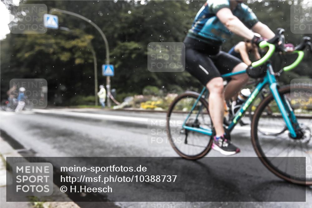13.09.2026 - Stadtparktriathlon H.Heesch http://msf.ph/oto/10388737 13.09.2026 12:36:35 Radfahren 1083, 1146, 1153 meine-sportfotos.de