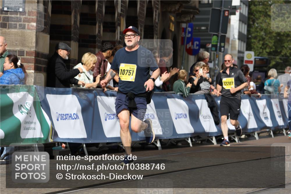 13.09.2026 - 21. swb-Marathon Bremen Strokosch-Dieckow http://msf.ph/oto/10388746 13.09.2026 11:10:09 Ziel 10234, 10417, 10435, 10645, 10696, 10737, 10785, 10990, 10991, 11119, 11383, 11437, 11441, 12449, 10169, 10361, 10362, 10706, 10890, 10963, 11080, 11382, 11725, 11732, 11933, 11957, 12117, 12293, 12550 meine-sportfotos.de
