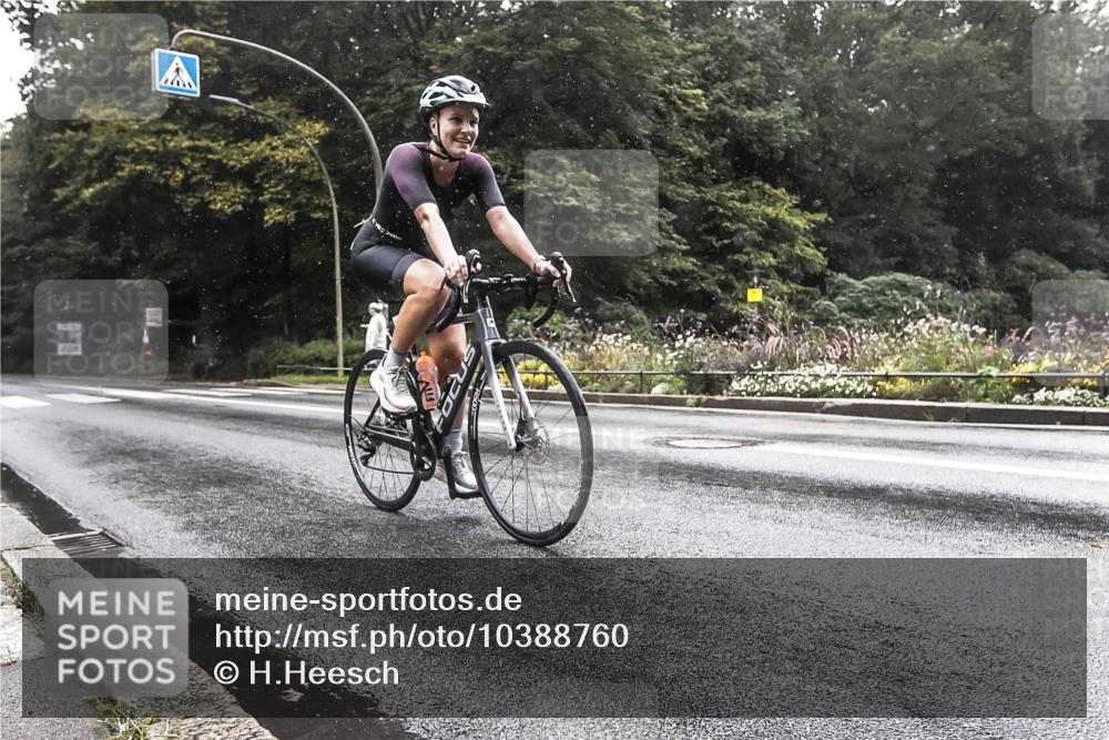 13.09.2026 - Stadtparktriathlon H.Heesch http://msf.ph/oto/10388760 13.09.2026 12:37:10 Radfahren 979, 1087, 1088, 1120, 1137, 1302 meine-sportfotos.de