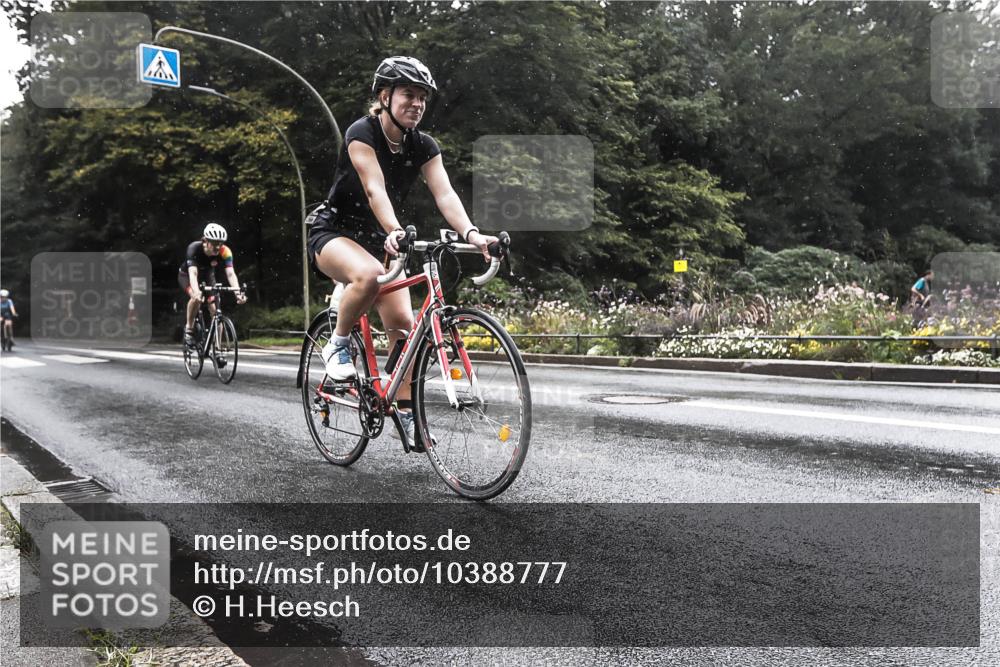 13.09.2026 - Stadtparktriathlon H.Heesch http://msf.ph/oto/10388777 13.09.2026 12:37:24 Radfahren 1098, 1269, 1274, 1280, 1285 meine-sportfotos.de
