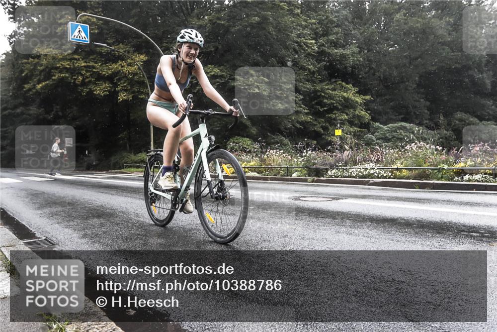 13.09.2026 - Stadtparktriathlon H.Heesch http://msf.ph/oto/10388786 13.09.2026 12:37:27 Radfahren 1152, 1269, 1274, 1280 meine-sportfotos.de