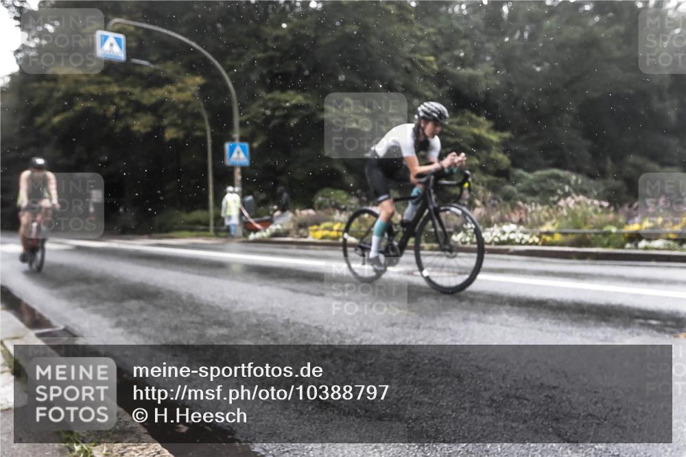 13.09.2026 - Stadtparktriathlon H.Heesch http://msf.ph/oto/10388797 13.09.2026 12:37:47 Radfahren 1149, 1267, 1270, 1298 meine-sportfotos.de