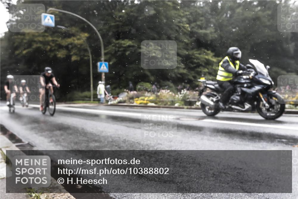 13.09.2026 - Stadtparktriathlon H.Heesch http://msf.ph/oto/10388802 13.09.2026 12:37:53 Radfahren 1076, 1136, 1232, 1255, 1256 meine-sportfotos.de