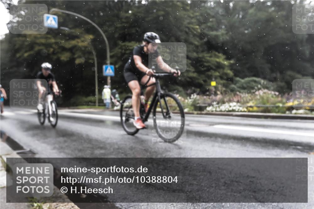 13.09.2026 - Stadtparktriathlon H.Heesch http://msf.ph/oto/10388804 13.09.2026 12:37:54 Radfahren 1076, 1101, 1136, 1232, 1255, 1256 meine-sportfotos.de