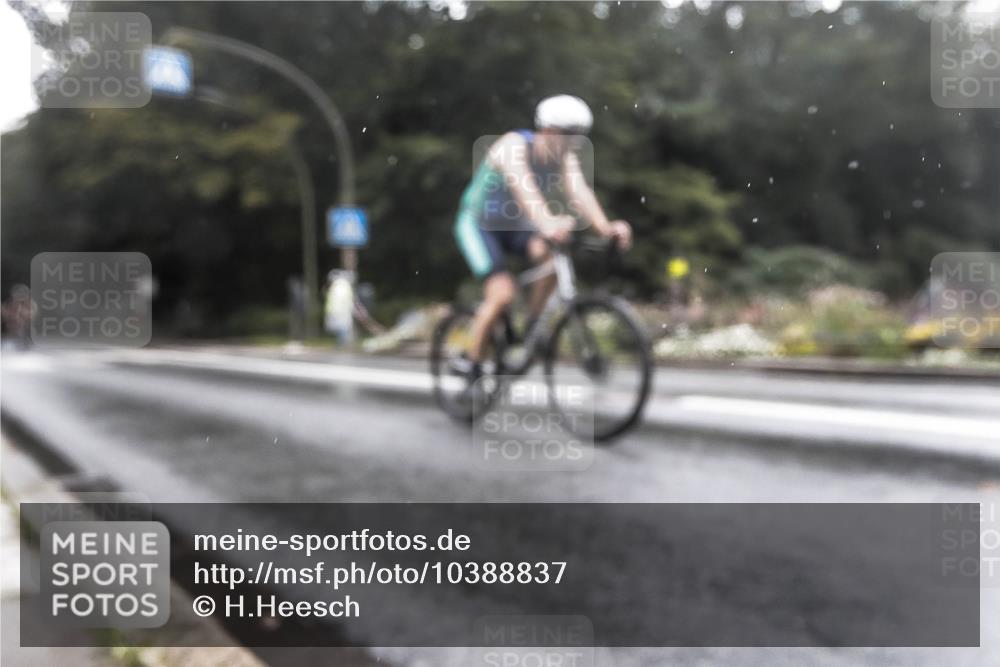 13.09.2026 - Stadtparktriathlon H.Heesch http://msf.ph/oto/10388837 13.09.2026 12:38:23 Radfahren 1128, 1140, 1194, 1228 meine-sportfotos.de