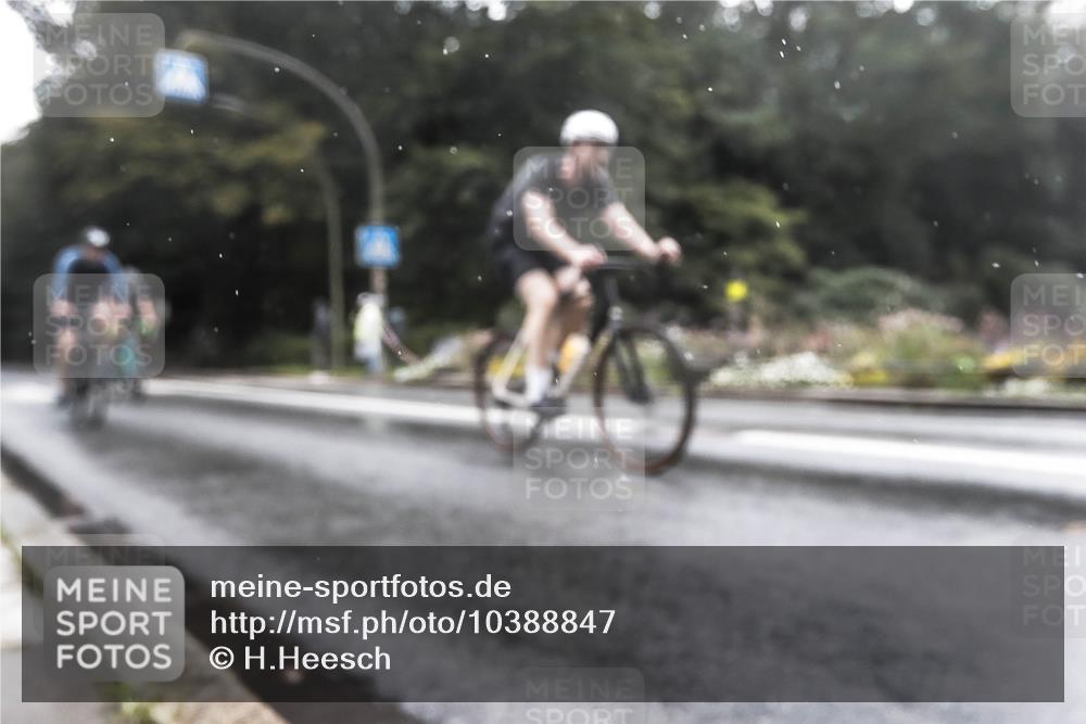 13.09.2026 - Stadtparktriathlon H.Heesch http://msf.ph/oto/10388847 13.09.2026 12:38:29 Radfahren 950, 959, 1097, 1128, 1164, 1193, 1204 meine-sportfotos.de