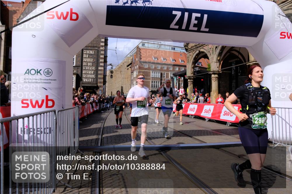 13.09.2026 - 21. swb-Marathon Bremen Tim E. http://msf.ph/oto/10388884 13.09.2026 13:30:44 Ziel 625, 881, 1067, 2265, 2900, 3163, 3164, 3425, 4058, 4206, 4332, 4415, 4425, 4748, 4763, 5506, 5551, 6347, 6988, 7253, 7567, 7645, 7821, 8090, 8105, 8116, 8117, 8169, 8314, 8494, 8762, 8878, 8966, 9011, 9015, 9108, 9412, 9695, 9825 meine-sportfotos.de