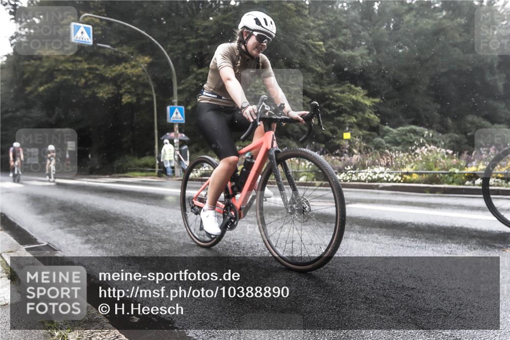 13.09.2026 - Stadtparktriathlon H.Heesch http://msf.ph/oto/10388890 13.09.2026 12:39:28 Radfahren 1163, 1231, 1251, 1262, 1294 meine-sportfotos.de