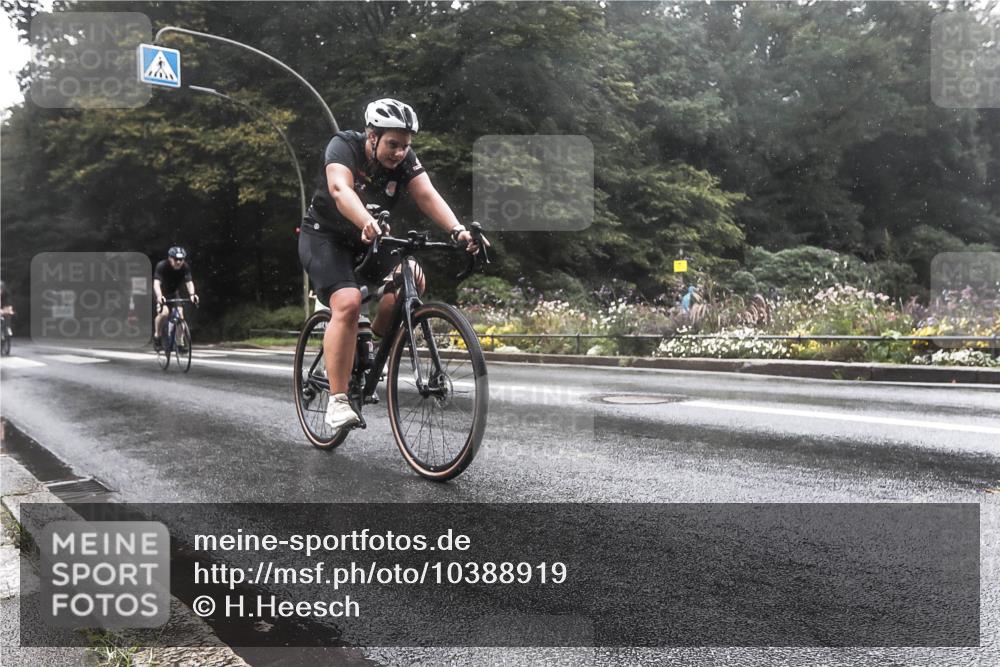 13.09.2026 - Stadtparktriathlon H.Heesch http://msf.ph/oto/10388919 13.09.2026 12:40:21 Radfahren 1080, 1135, 1198, 1265, 1271, 1291 meine-sportfotos.de