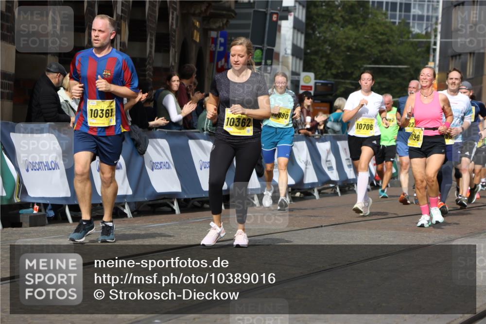 13.09.2026 - 21. swb-Marathon Bremen Strokosch-Dieckow http://msf.ph/oto/10389016 13.09.2026 11:10:26 Ziel 10299, 10435, 10751, 10963, 11119, 11732, 11933, 12117, 12207, 12293, 10002, 10247, 10422, 10719, 10768, 10791, 11283, 11298, 11300, 11309, 11583, 11736, 12183, 12227, 12454 meine-sportfotos.de
