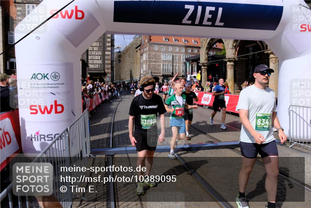 13.09.2026 - 21. swb-Marathon Bremen Tim E. http://msf.ph/oto/10389095 13.09.2026 13:31:05 Ziel 244, 800, 834, 1189, 1533, 1771, 1841, 1926, 1941, 2369, 2452, 2723, 2985, 3360, 4251, 4342, 4757, 4920, 5600, 5681, 5802, 5822, 5900, 6134, 6343, 6523, 7012, 7760, 8616, 9290, 9507, 9653, 9692, 9699, 9767, 13090, 13215 meine-sportfotos.de