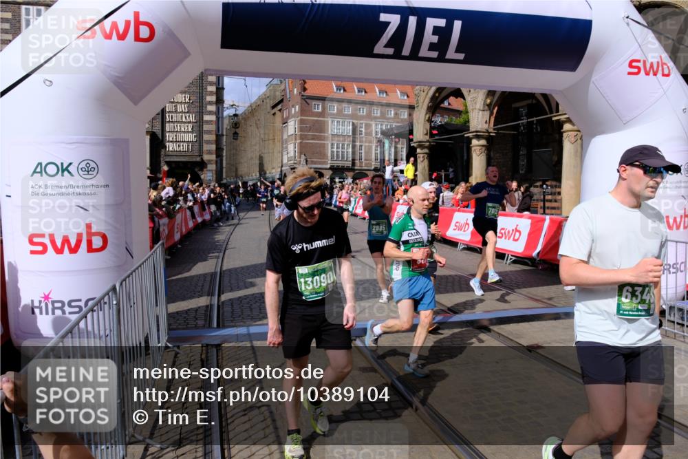 13.09.2026 - 21. swb-Marathon Bremen Tim E. http://msf.ph/oto/10389104 13.09.2026 13:31:06 Ziel 244, 800, 834, 1189, 1533, 1771, 1841, 1926, 1941, 2369, 2452, 2723, 2985, 3360, 4251, 4342, 4757, 4920, 5600, 5681, 5802, 5822, 5900, 6343, 6523, 7012, 7760, 8616, 9290, 9507, 9653, 9692, 9699, 9767, 13090, 13215 meine-sportfotos.de