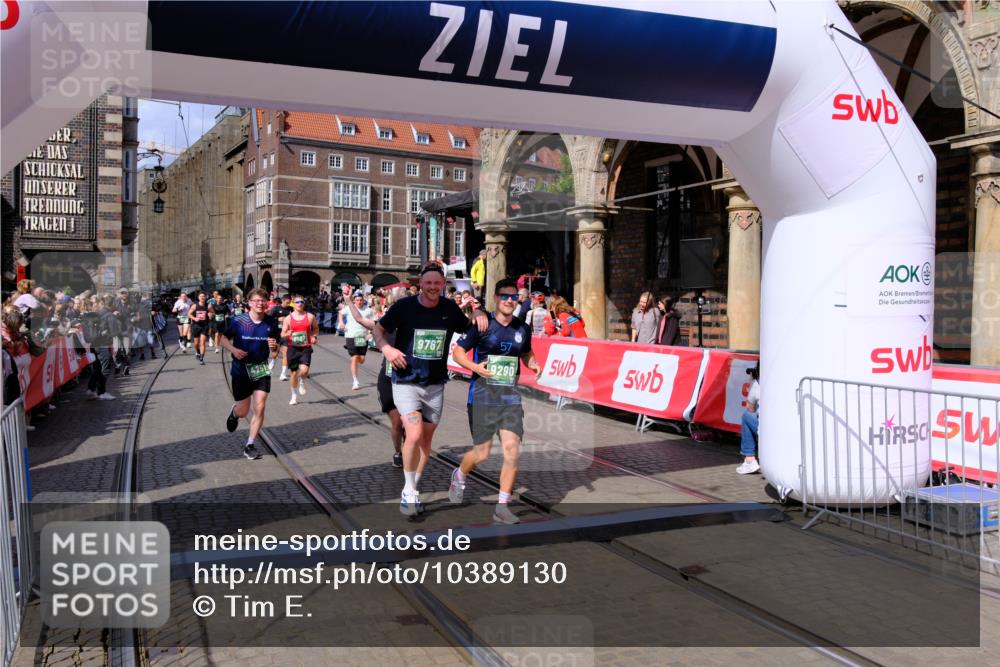 13.09.2026 - 21. swb-Marathon Bremen Tim E. http://msf.ph/oto/10389130 13.09.2026 13:31:12 Ziel 244, 1189, 1479, 1533, 1771, 1841, 1941, 2902, 2985, 3360, 4251, 4920, 5600, 5681, 5802, 5822, 5900, 6307, 7012, 7198, 7760, 7798, 8543, 8616, 9290, 9507, 9653, 9767, 9937, 9958, 9962, 9976, 13152, 13215 meine-sportfotos.de