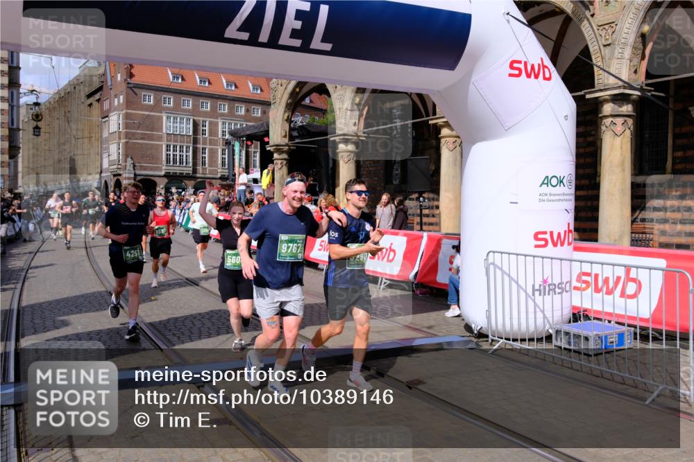 13.09.2026 - 21. swb-Marathon Bremen Tim E. http://msf.ph/oto/10389146 13.09.2026 13:31:13 Ziel 244, 1189, 1479, 1533, 1771, 1841, 1941, 2902, 2985, 3360, 3800, 4251, 4920, 5600, 5681, 5802, 5822, 5900, 6307, 7012, 7198, 7637, 7760, 7798, 8543, 8616, 9290, 9507, 9653, 9767, 9937, 9958, 9962, 9976, 13152, 13215 meine-sportfotos.de