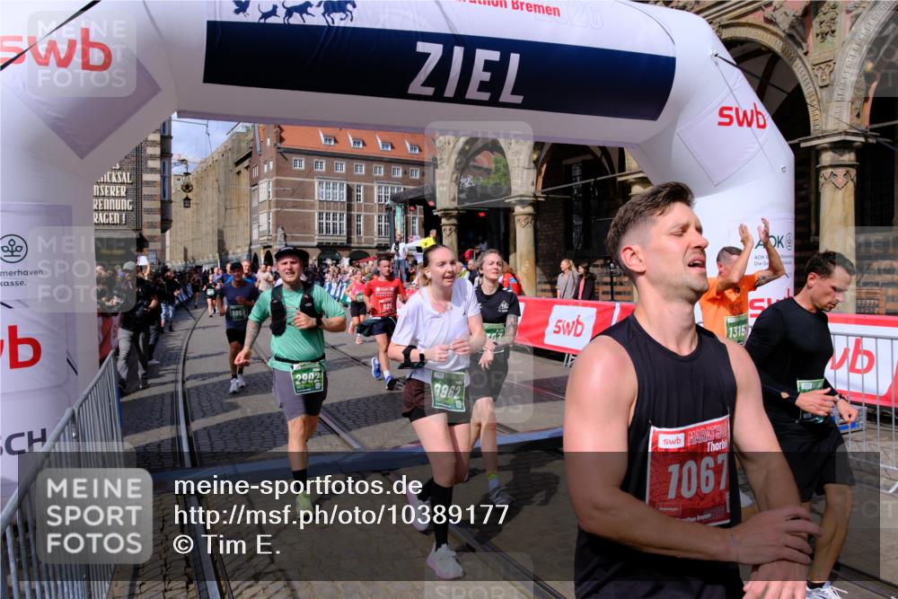 13.09.2026 - 21. swb-Marathon Bremen Tim E. http://msf.ph/oto/10389177 13.09.2026 13:31:21 Ziel 217, 244, 1189, 1398, 1479, 2513, 2802, 2902, 3360, 3800, 4251, 4647, 5600, 5846, 6307, 6419, 6732, 7198, 7359, 7637, 7760, 7798, 7882, 8097, 8382, 8543, 8616, 9274, 9507, 9937, 9958, 9962, 9969, 9976, 9977, 13152, 13215 meine-sportfotos.de