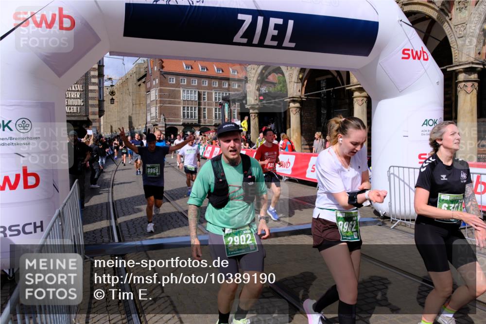 13.09.2026 - 21. swb-Marathon Bremen Tim E. http://msf.ph/oto/10389190 13.09.2026 13:31:22 Ziel 217, 244, 1189, 1398, 1479, 2513, 2802, 2902, 3360, 3800, 4647, 5673, 5846, 6307, 6419, 6732, 7198, 7359, 7637, 7760, 7798, 7882, 8097, 8382, 8543, 8616, 9274, 9507, 9937, 9958, 9962, 9969, 9976, 9977, 13152, 13215 meine-sportfotos.de