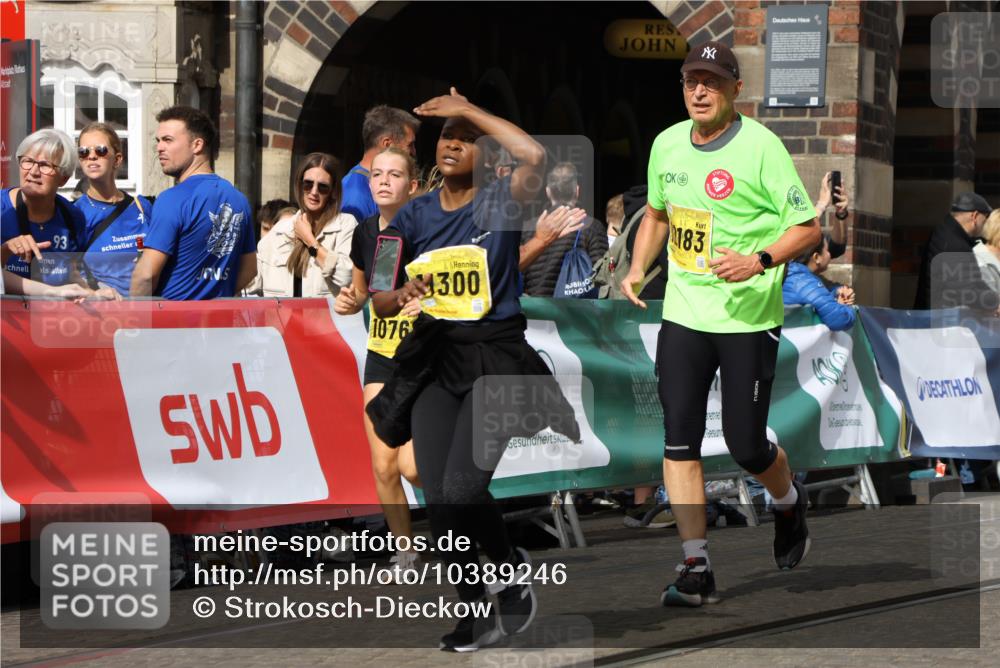 13.09.2026 - 21. swb-Marathon Bremen Strokosch-Dieckow http://msf.ph/oto/10389246 13.09.2026 11:10:42 Ziel 10002, 10169, 10247, 10361, 10362, 10422, 10706, 10719, 10791, 10890, 10963, 11080, 11382, 11725, 11732, 11957, 11982, 12227, 12293, 12454, 12550, 10148, 10163, 10461, 10462, 10547, 10792, 10911, 11043, 11047, 11327, 11335, 11465, 11513, 11756 meine-sportfotos.de