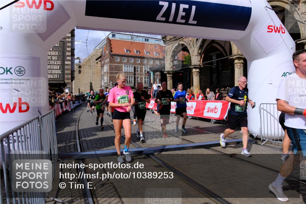 13.09.2026 - 21. swb-Marathon Bremen Tim E. http://msf.ph/oto/10389253 13.09.2026 13:31:38 Ziel 217, 922, 1398, 1627, 2244, 2602, 2707, 3152, 3343, 3392, 3396, 3579, 3762, 4258, 4477, 5375, 5504, 5673, 5720, 5765, 5979, 6147, 6619, 6968, 6971, 7001, 7296, 7812, 8035, 8097, 8239, 8339, 8342, 8726, 9147, 9155, 9337, 9822, 9969, 9977, 13066 meine-sportfotos.de