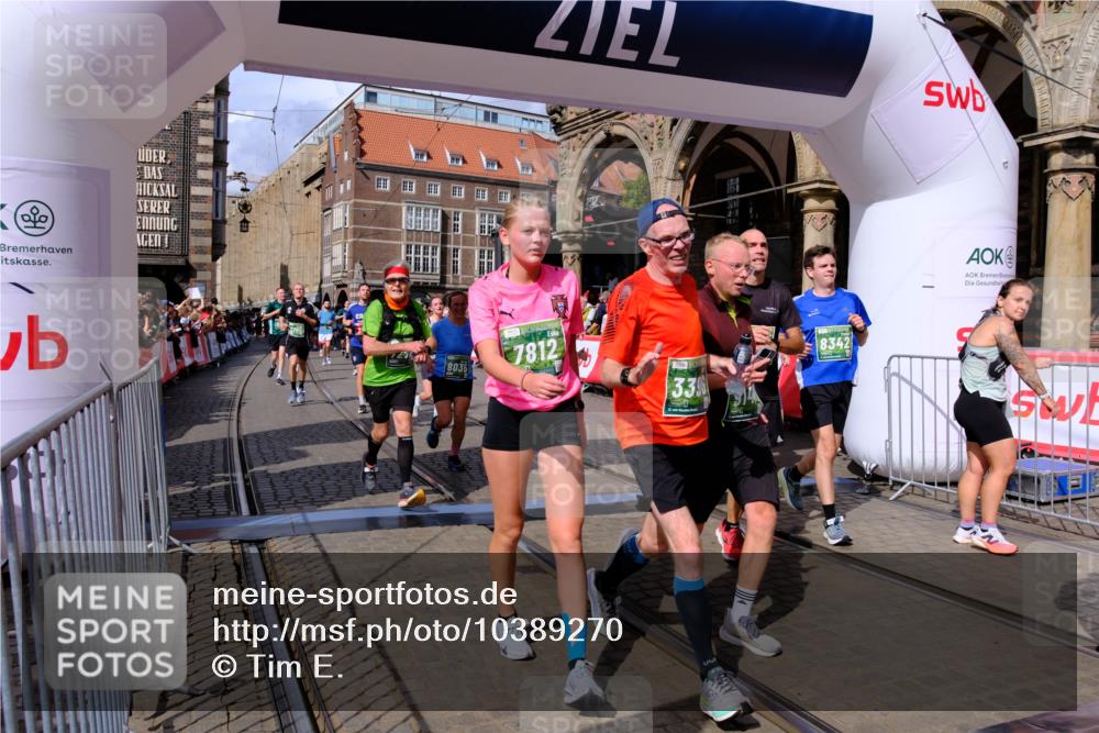 13.09.2026 - 21. swb-Marathon Bremen Tim E. http://msf.ph/oto/10389270 13.09.2026 13:31:39 Ziel 217, 922, 1398, 1627, 2244, 2602, 2707, 3152, 3343, 3392, 3396, 3579, 3762, 4258, 4477, 5375, 5504, 5673, 5720, 5765, 5979, 6147, 6619, 6968, 6971, 7001, 7296, 7812, 8035, 8097, 8239, 8339, 8342, 8726, 9147, 9155, 9337, 9822, 13066 meine-sportfotos.de