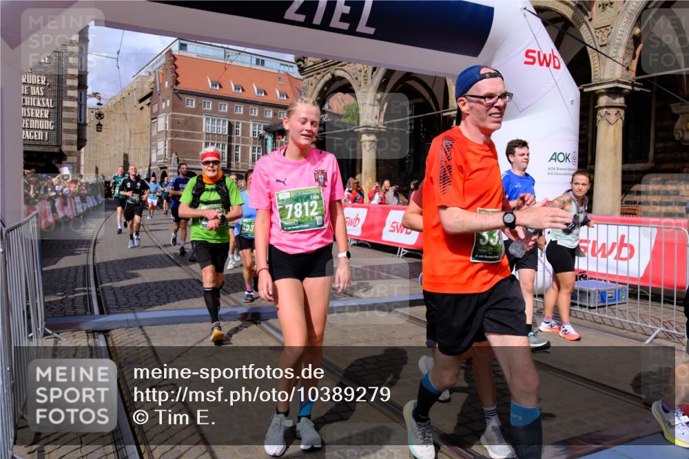 13.09.2026 - 21. swb-Marathon Bremen Tim E. http://msf.ph/oto/10389279 13.09.2026 13:31:40 Ziel 217, 922, 1600, 1627, 2244, 2602, 2707, 3152, 3343, 3392, 3396, 3579, 3762, 3859, 4258, 4477, 5375, 5504, 5673, 5720, 5765, 5979, 6147, 6619, 6968, 6971, 7001, 7296, 7812, 8035, 8097, 8239, 8339, 8342, 8726, 9147, 9155, 9337, 9822, 13066 meine-sportfotos.de