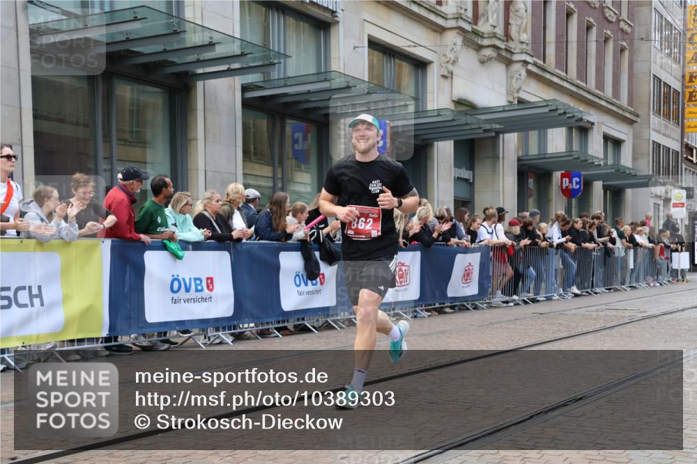 13.09.2026 - 21. swb-Marathon Bremen Strokosch-Dieckow http://msf.ph/oto/10389303 13.09.2026 12:59:45 Ziel 603, 735, 807, 912, 1320, 1571, 1758, 1911, 1930, 7170, 8689, 8850, 9153, 126, 277, 466, 862, 1320, 1485, 1852, 3251, 4964, 5316, 5828, 6557, 8850 meine-sportfotos.de