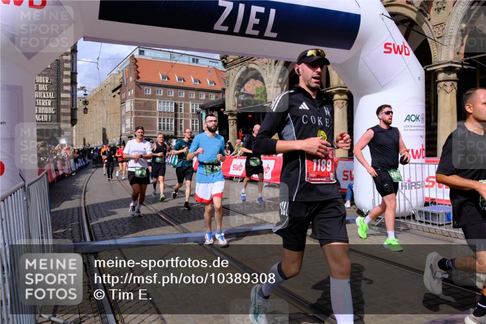 13.09.2026 - 21. swb-Marathon Bremen Tim E. http://msf.ph/oto/10389308 13.09.2026 13:31:46 Ziel 922, 1600, 1627, 2602, 2707, 3152, 3343, 3392, 3579, 3859, 4258, 4273, 4477, 4692, 4889, 5375, 5504, 5720, 5765, 5979, 6039, 6147, 6581, 6968, 6971, 7001, 7032, 7296, 8035, 8042, 8205, 8239, 8339, 8342, 8364, 8495, 8522, 9147, 9155, 9293, 9822, 9903, 13066 meine-sportfotos.de