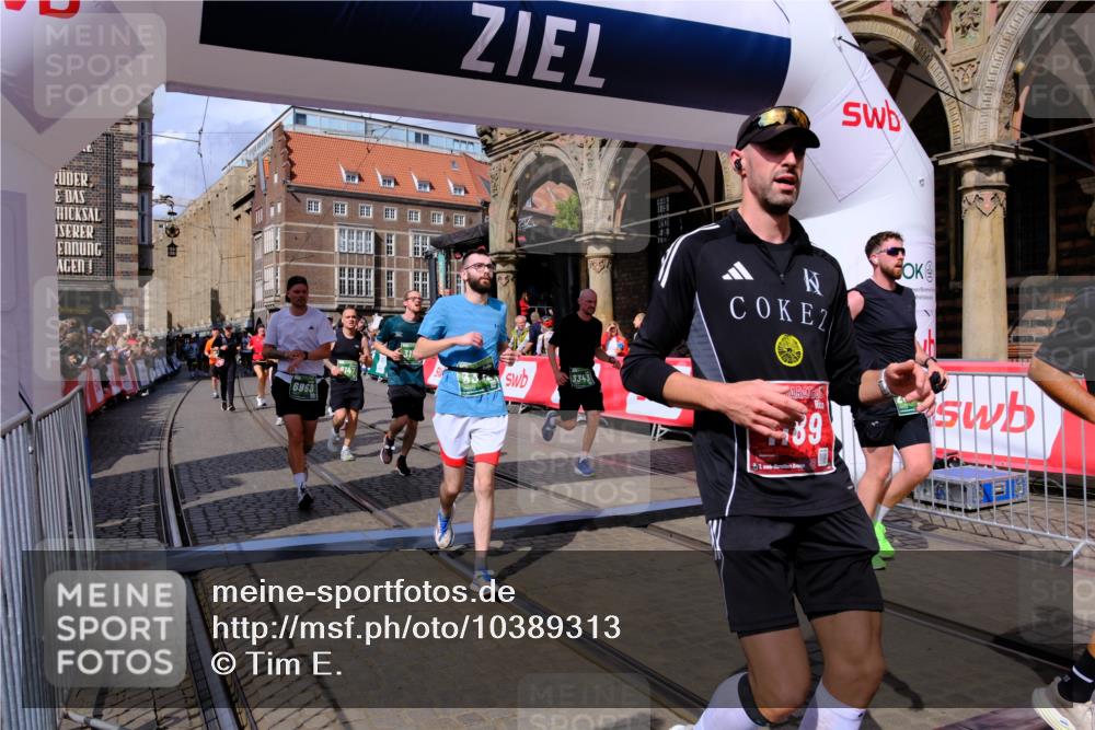 13.09.2026 - 21. swb-Marathon Bremen Tim E. http://msf.ph/oto/10389313 13.09.2026 13:31:46 Ziel 922, 1600, 1627, 2602, 2707, 3152, 3343, 3392, 3579, 3859, 4258, 4273, 4477, 4692, 4889, 5375, 5504, 5720, 5765, 5979, 6039, 6147, 6581, 6968, 6971, 7001, 7032, 7296, 8035, 8042, 8205, 8239, 8339, 8342, 8364, 8495, 8522, 9147, 9155, 9293, 9822, 9903, 13066 meine-sportfotos.de