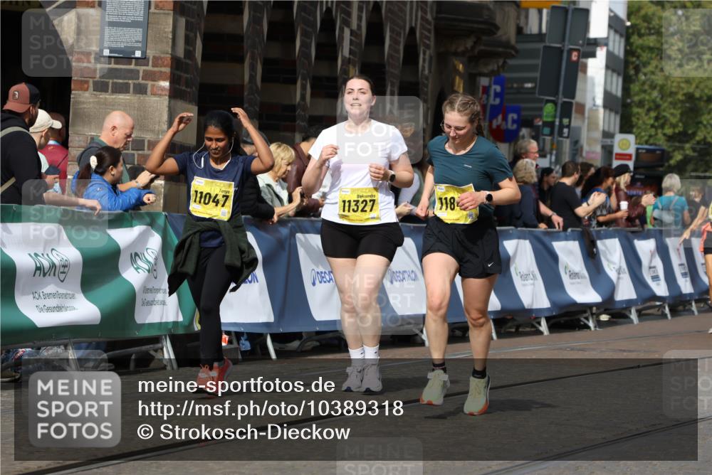 13.09.2026 - 21. swb-Marathon Bremen Strokosch-Dieckow http://msf.ph/oto/10389318 13.09.2026 11:10:50 Ziel 10002, 10169, 10247, 10361, 10362, 10422, 10706, 10719, 10768, 10791, 10890, 11080, 11283, 11298, 11300, 11309, 11382, 11583, 11736, 11957, 11982, 12183, 12227, 12454, 12550, 10148, 10163, 10527, 10547, 10644, 10653, 10792, 10841, 11043, 11237, 11483, 11691, 11756, 11993, 12401, 12507 meine-sportfotos.de