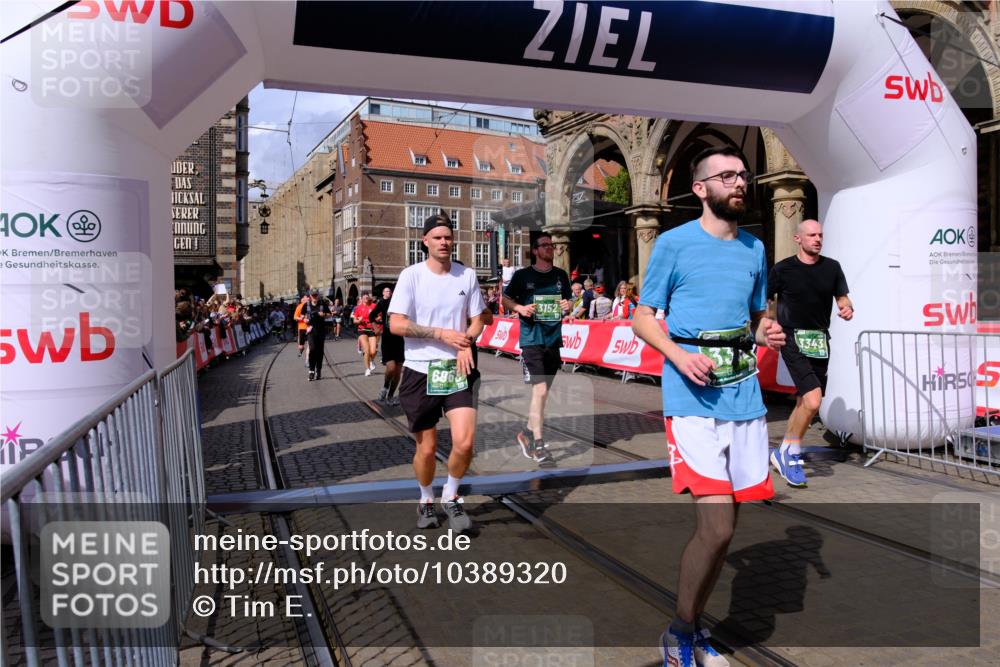 13.09.2026 - 21. swb-Marathon Bremen Tim E. http://msf.ph/oto/10389320 13.09.2026 13:31:47 Ziel 922, 1600, 1627, 2602, 2707, 3152, 3343, 3392, 3579, 3859, 4258, 4273, 4692, 4889, 5375, 5426, 5504, 5720, 5765, 5979, 6039, 6147, 6581, 6968, 6971, 7001, 7032, 7296, 8035, 8042, 8205, 8239, 8339, 8364, 8495, 8522, 9155, 9293, 9822, 9903, 13066 meine-sportfotos.de
