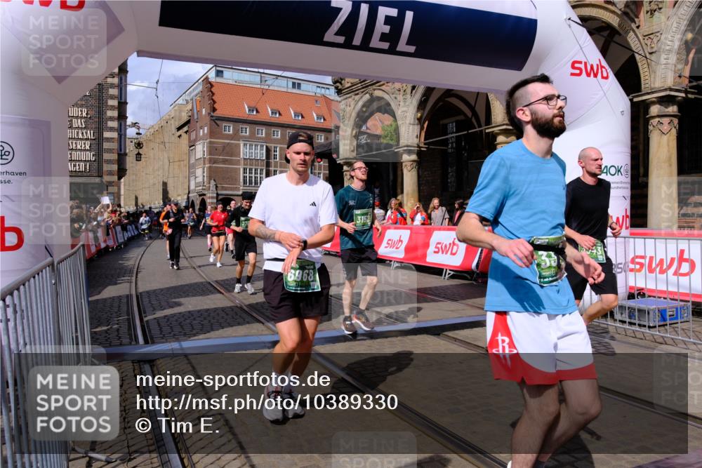 13.09.2026 - 21. swb-Marathon Bremen Tim E. http://msf.ph/oto/10389330 13.09.2026 13:31:47 Ziel 922, 1600, 1627, 2602, 2707, 3152, 3343, 3392, 3579, 3859, 4258, 4273, 4692, 4889, 5375, 5426, 5504, 5720, 5765, 5979, 6039, 6147, 6581, 6968, 6971, 7001, 7032, 7296, 8035, 8042, 8205, 8239, 8339, 8364, 8495, 8522, 9155, 9293, 9822, 9903, 13066 meine-sportfotos.de