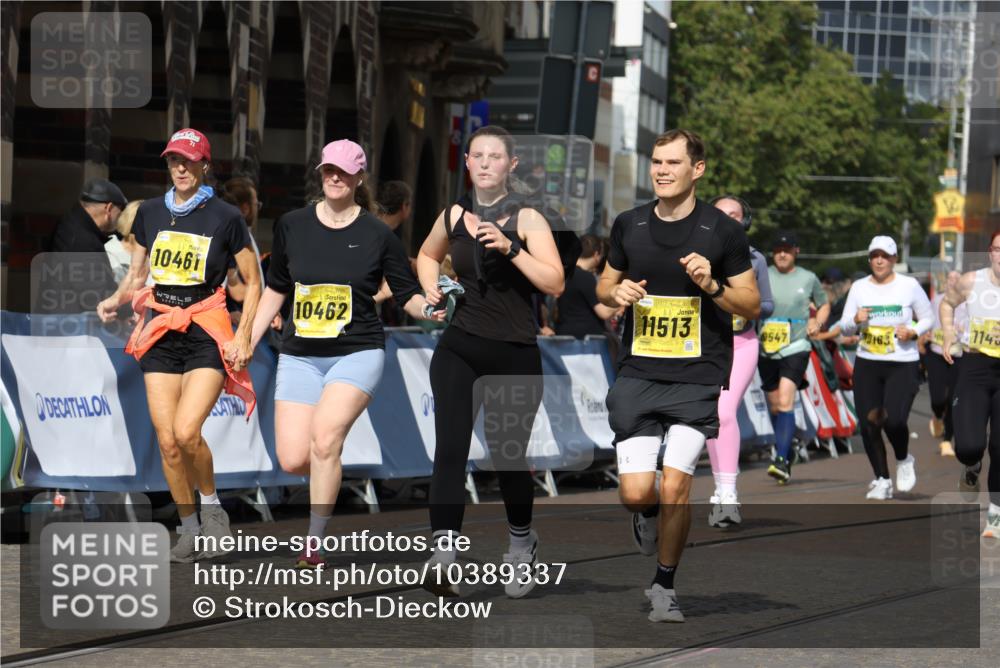 13.09.2026 - 21. swb-Marathon Bremen Strokosch-Dieckow http://msf.ph/oto/10389337 13.09.2026 11:10:54 Ziel 10002, 10169, 10247, 10422, 10719, 10768, 10791, 10890, 11047, 11283, 11298, 11300, 11309, 11583, 11736, 11846, 11957, 11982, 12183, 12227, 12454, 12550, 10313, 10527, 10644, 10653, 10792, 10841, 11062, 11141, 11237, 11483, 11679, 11691, 11993, 12401, 12507 meine-sportfotos.de