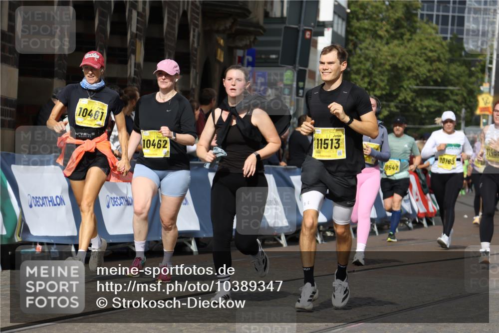 13.09.2026 - 21. swb-Marathon Bremen Strokosch-Dieckow http://msf.ph/oto/10389347 13.09.2026 11:10:54 Ziel 10002, 10169, 10247, 10422, 10719, 10768, 10791, 10890, 11047, 11283, 11298, 11300, 11309, 11583, 11736, 11846, 11957, 11982, 12183, 12227, 12454, 12550, 10313, 10527, 10644, 10653, 10792, 10841, 11062, 11141, 11237, 11483, 11679, 11691, 11993, 12401, 12507 meine-sportfotos.de