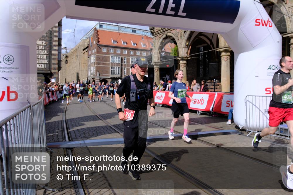 13.09.2026 - 21. swb-Marathon Bremen Tim E. http://msf.ph/oto/10389375 13.09.2026 13:31:51 Ziel 310, 922, 1600, 1627, 2602, 2707, 3152, 3343, 3392, 3579, 3858, 3859, 4164, 4258, 4273, 4692, 4889, 5375, 5426, 5504, 5979, 6039, 6062, 6100, 6147, 6193, 6581, 6602, 6968, 6971, 7001, 7032, 7608, 7941, 8042, 8205, 8206, 8239, 8339, 8364, 8495, 8522, 9155, 9293, 9568, 9903 meine-sportfotos.de