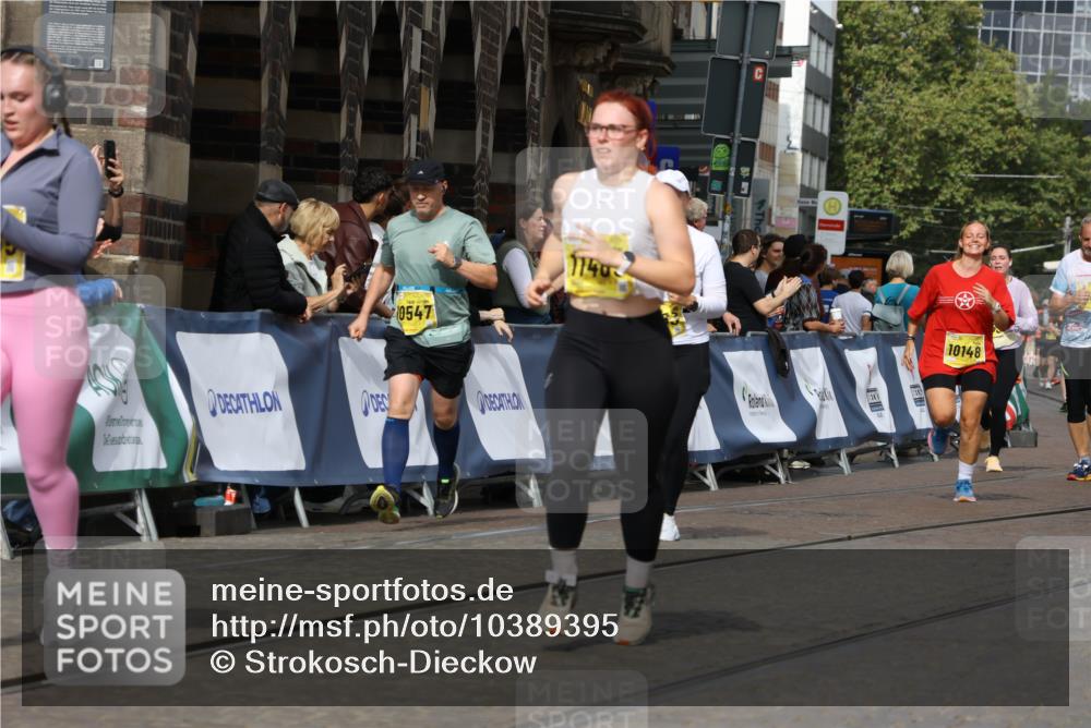 13.09.2026 - 21. swb-Marathon Bremen Strokosch-Dieckow http://msf.ph/oto/10389395 13.09.2026 11:10:58 Ziel 10002, 10247, 10422, 10461, 10462, 10719, 10768, 10791, 10911, 11047, 11283, 11298, 11300, 11309, 11327, 11513, 11583, 11736, 11846, 12183, 12227, 12454, 10313, 10527, 10611, 10644, 10653, 11062, 11141, 11483, 11679, 11691, 11993, 12396, 12401, 12507 meine-sportfotos.de