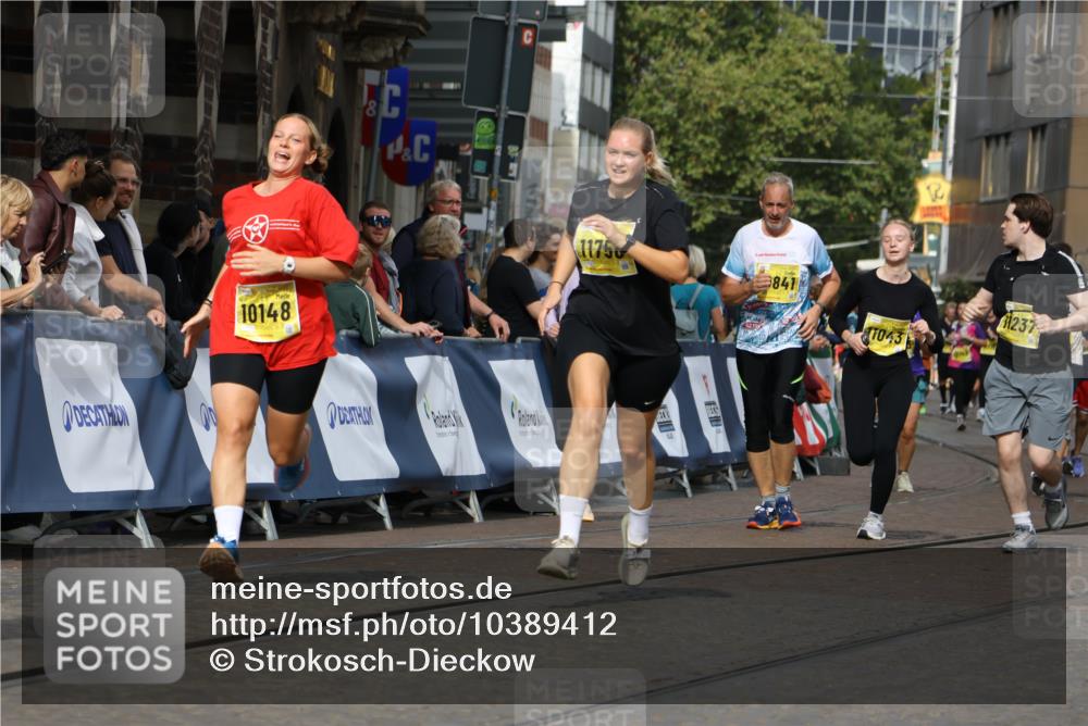 13.09.2026 - 21. swb-Marathon Bremen Strokosch-Dieckow http://msf.ph/oto/10389412 13.09.2026 11:11:00 Ziel 10247, 10422, 10461, 10462, 10768, 10911, 11047, 11283, 11298, 11300, 11309, 11327, 11465, 11513, 11583, 11736, 11846, 12183, 10313, 10419, 10527, 10611, 10644, 11062, 11141, 11483, 11679, 11691, 11745, 12396, 12401, 12507 meine-sportfotos.de