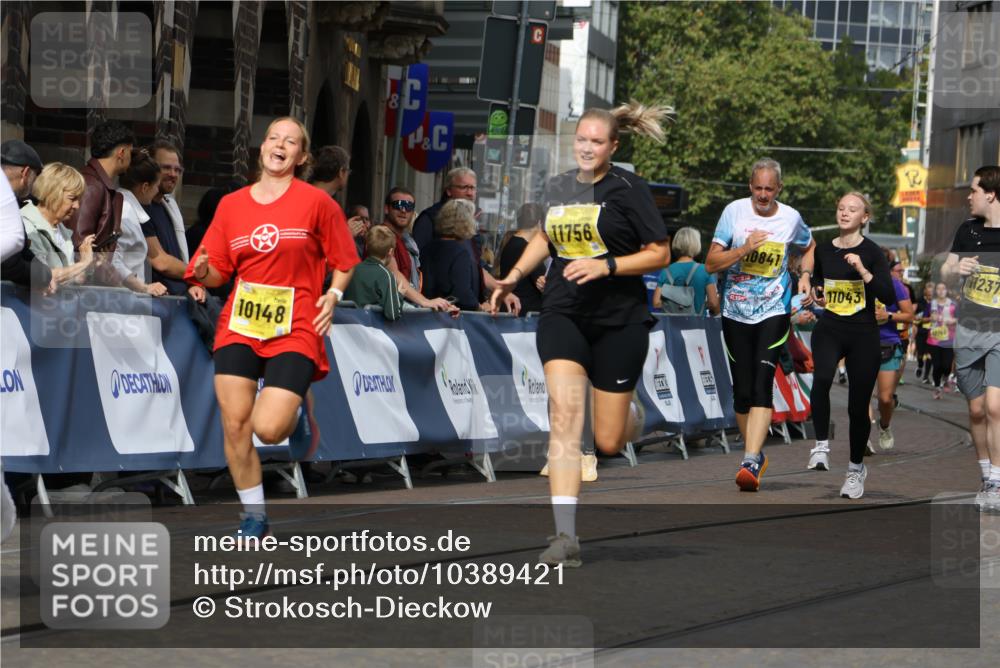 13.09.2026 - 21. swb-Marathon Bremen Strokosch-Dieckow http://msf.ph/oto/10389421 13.09.2026 11:11:00 Ziel 10247, 10422, 10461, 10462, 10768, 10911, 11047, 11283, 11298, 11300, 11309, 11327, 11465, 11513, 11583, 11736, 11846, 12183, 10313, 10419, 10527, 10611, 10644, 11062, 11141, 11483, 11679, 11691, 11745, 12396, 12401, 12507 meine-sportfotos.de