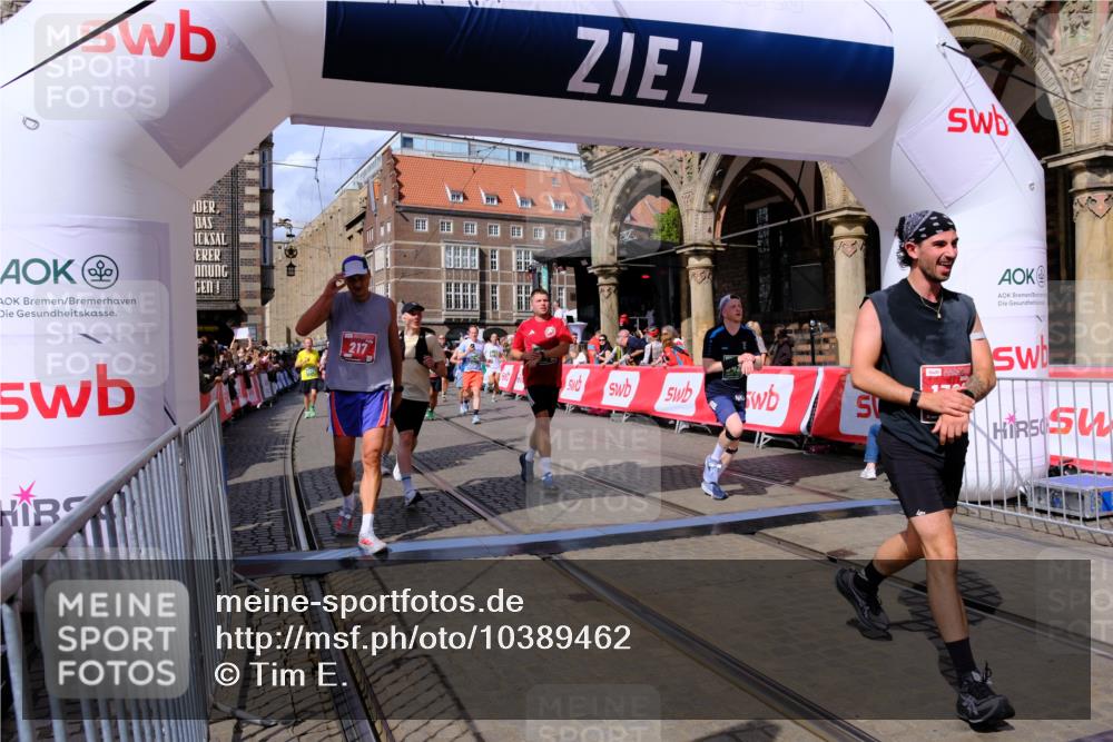 13.09.2026 - 21. swb-Marathon Bremen Tim E. http://msf.ph/oto/10389462 13.09.2026 13:32:00 Ziel 310, 578, 1600, 3115, 3239, 3244, 3278, 3858, 3859, 3989, 4030, 4164, 4273, 4692, 4889, 4998, 5158, 5363, 5426, 5899, 6039, 6062, 6100, 6193, 6213, 6354, 6581, 6602, 7032, 7242, 7260, 7608, 7790, 7941, 7964, 8042, 8078, 8166, 8205, 8206, 8364, 8495, 8522, 9016, 9033, 9188, 9293, 9568, 9785, 9903, 9914, 13151, 13231 meine-sportfotos.de