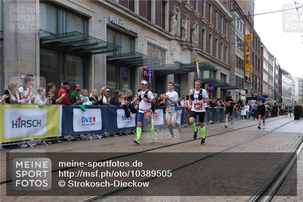 13.09.2026 - 21. swb-Marathon Bremen Strokosch-Dieckow http://msf.ph/oto/10389505 13.09.2026 13:00:14 Ziel 371, 453, 1136, 1550, 1754, 2141, 2683, 4904, 5776, 603, 671, 735, 912, 1571, 1758, 1911, 1930, 7015, 7170, 8689, 9153 meine-sportfotos.de