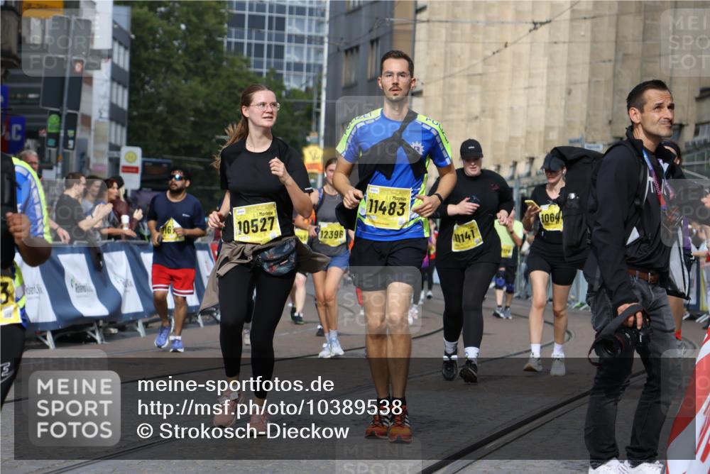 13.09.2026 - 21. swb-Marathon Bremen Strokosch-Dieckow http://msf.ph/oto/10389538 13.09.2026 11:11:10 Ziel 10148, 10163, 10461, 10462, 10547, 10653, 10792, 10841, 10911, 11043, 11047, 11237, 11309, 11327, 11335, 11465, 11513, 11583, 11756, 11846, 11993, 10419, 10611, 11036, 11216, 11231, 11458, 11745, 11870, 12126, 12148, 12396, 12464 meine-sportfotos.de