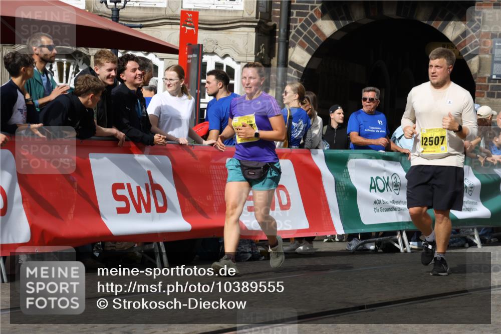 13.09.2026 - 21. swb-Marathon Bremen Strokosch-Dieckow http://msf.ph/oto/10389555 13.09.2026 11:11:13 Ziel 10148, 10163, 10461, 10462, 10527, 10547, 10653, 10792, 10841, 10911, 11043, 11047, 11237, 11327, 11335, 11465, 11483, 11513, 11691, 11756, 11846, 11993, 12401, 10419, 11036, 11216, 11231, 11458, 11745, 11870, 12126, 12148, 12464, 12508 meine-sportfotos.de
