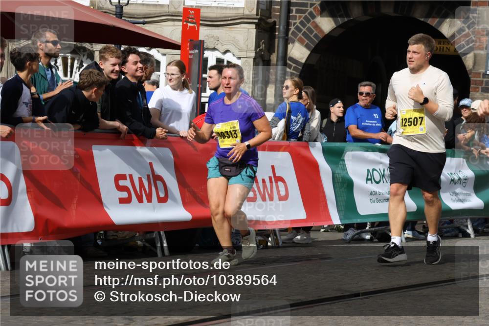 13.09.2026 - 21. swb-Marathon Bremen Strokosch-Dieckow http://msf.ph/oto/10389564 13.09.2026 11:11:13 Ziel 10148, 10163, 10461, 10462, 10527, 10547, 10653, 10792, 10841, 10911, 11043, 11047, 11237, 11327, 11335, 11465, 11483, 11513, 11691, 11756, 11846, 11993, 12401, 10419, 11036, 11216, 11231, 11458, 11745, 11870, 12126, 12148, 12464, 12508 meine-sportfotos.de