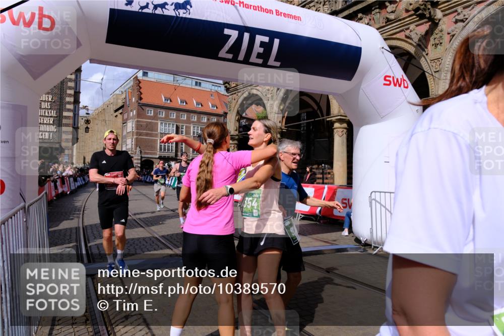 13.09.2026 - 21. swb-Marathon Bremen Tim E. http://msf.ph/oto/10389570 13.09.2026 13:32:11 Ziel 578, 846, 2934, 3115, 3205, 3239, 3244, 3278, 3946, 3989, 4030, 4979, 4998, 5158, 5325, 5363, 5899, 6100, 6116, 6193, 6213, 6354, 6602, 7242, 7260, 7526, 7790, 7964, 8048, 8078, 8166, 8206, 8247, 8610, 8970, 9016, 9033, 9188, 9568, 9640, 9785, 9914, 13151, 13231 meine-sportfotos.de