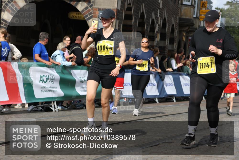 13.09.2026 - 21. swb-Marathon Bremen Strokosch-Dieckow http://msf.ph/oto/10389578 13.09.2026 11:11:15 Ziel 10148, 10163, 10461, 10462, 10527, 10547, 10653, 10792, 10841, 10911, 11043, 11237, 11327, 11335, 11465, 11483, 11513, 11691, 11756, 11993, 12401, 10546, 11036, 11216, 11231, 11289, 11458, 11702, 11870, 12126, 12148, 12220, 12464, 12508 meine-sportfotos.de