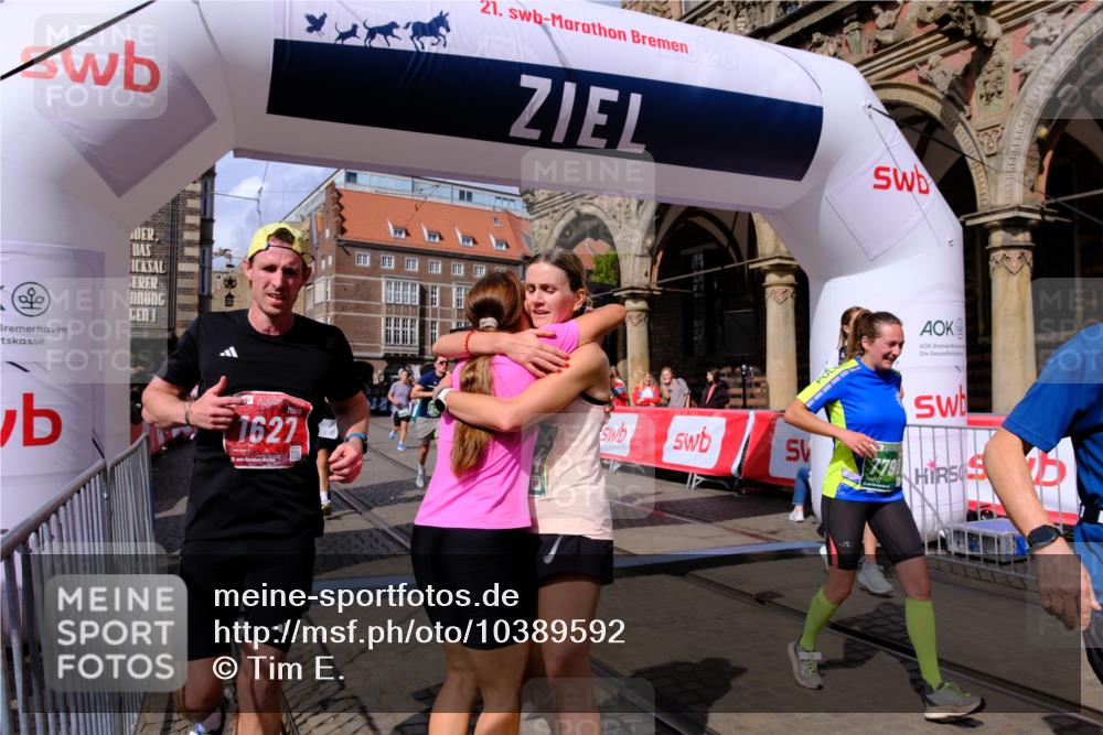 13.09.2026 - 21. swb-Marathon Bremen Tim E. http://msf.ph/oto/10389592 13.09.2026 13:32:12 Ziel 578, 846, 2934, 3115, 3205, 3239, 3244, 3278, 3946, 3989, 4030, 4797, 4979, 4998, 5158, 5325, 5363, 5899, 6116, 6213, 6354, 7242, 7260, 7526, 7790, 7964, 8048, 8078, 8166, 8247, 8610, 8970, 9016, 9033, 9188, 9640, 9785, 9914, 13151, 13231 meine-sportfotos.de