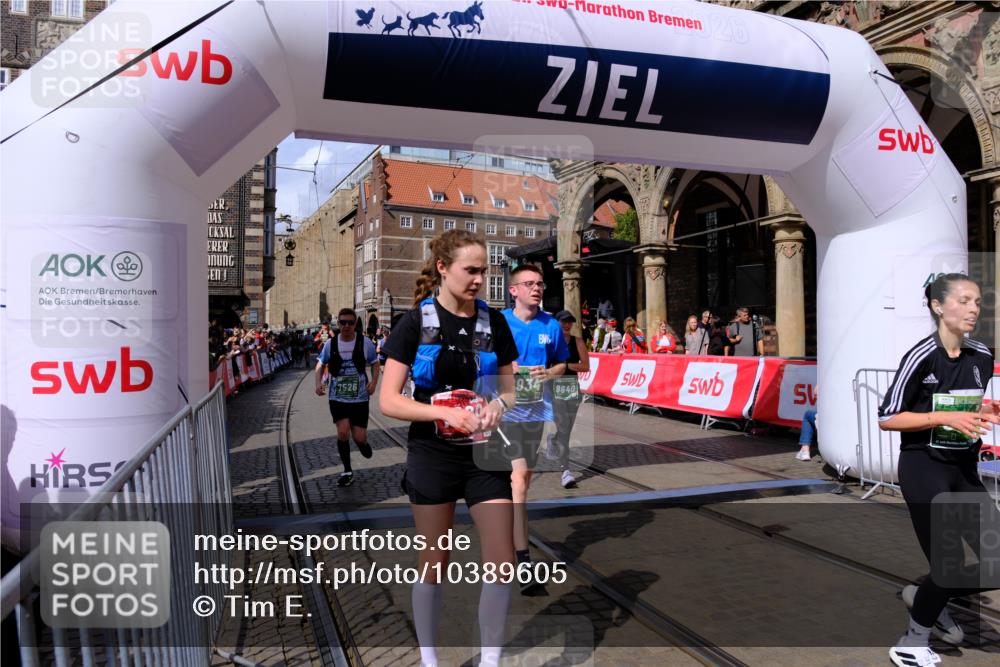 13.09.2026 - 21. swb-Marathon Bremen Tim E. http://msf.ph/oto/10389605 13.09.2026 13:32:23 Ziel 2310, 2934, 3946, 4566, 4797, 4979, 5628, 6116, 6258, 6475, 6875, 7182, 7526, 7818, 8048, 8610, 8970, 9394, 9640, 13182 meine-sportfotos.de