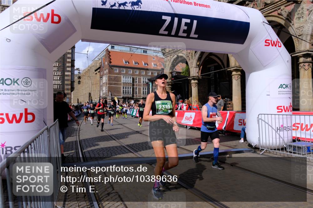 13.09.2026 - 21. swb-Marathon Bremen Tim E. http://msf.ph/oto/10389636 13.09.2026 13:32:28 Ziel 287, 1369, 2310, 2934, 3650, 3922, 3946, 4057, 4566, 4797, 5628, 6116, 6258, 6475, 6857, 6875, 7150, 7182, 7526, 7553, 7572, 7818, 8610, 8632, 9198, 9394, 9640, 13029, 13182 meine-sportfotos.de