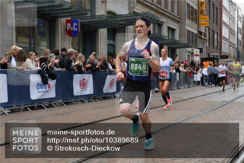 13.09.2026 - 21. swb-Marathon Bremen Strokosch-Dieckow http://msf.ph/oto/10389689 13.09.2026 13:00:41 Ziel 1619, 5663, 6359, 8749, 9849, 371, 453, 1136, 1550, 1754, 2141, 2683, 4904, 5776 meine-sportfotos.de