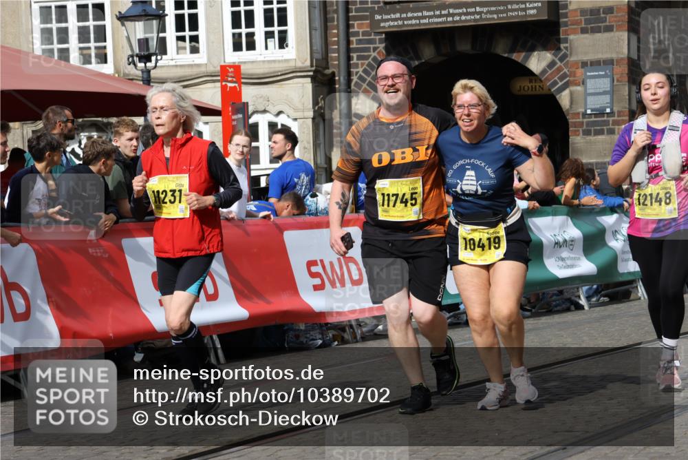 13.09.2026 - 21. swb-Marathon Bremen Strokosch-Dieckow http://msf.ph/oto/10389702 13.09.2026 11:11:25 Ziel 10313, 10527, 10611, 10644, 10653, 10792, 10841, 11043, 11062, 11141, 11237, 11483, 11679, 11691, 11993, 12396, 12401, 12507, 10155, 10510, 10511, 10546, 10552, 10977, 11239, 11289, 11533, 11702, 11927, 12082, 12220, 12286, 12311, 12336, 12508, 12553 meine-sportfotos.de
